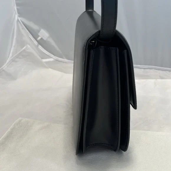 Celine Liege Calfskin Medium Classic Box Flap Shoulder Bag - Picture 4 of 15